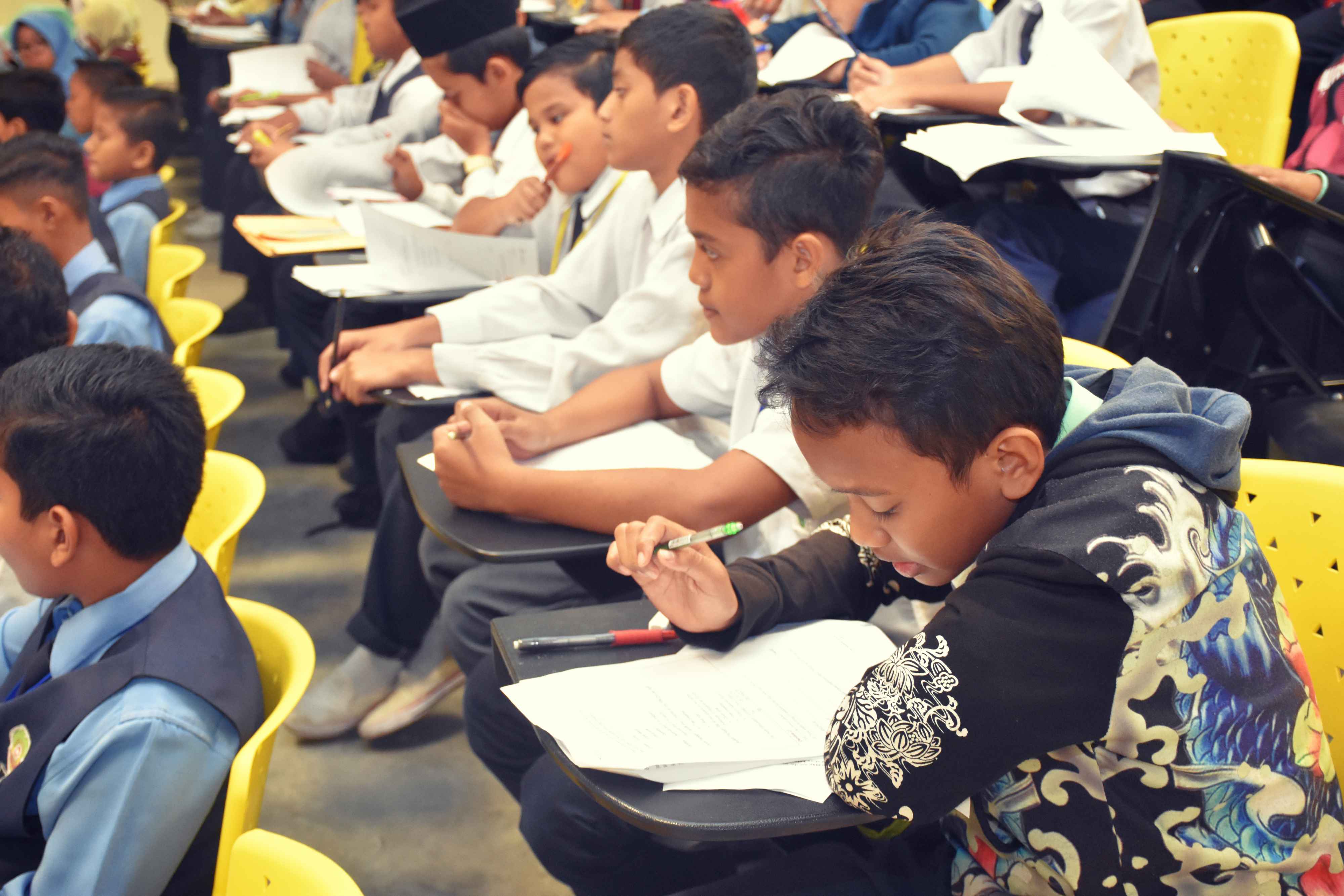 Waqaf Perak Ar-Ridzuan - DANA WAKAF BANTU SEKTOR PENDIDIKAN